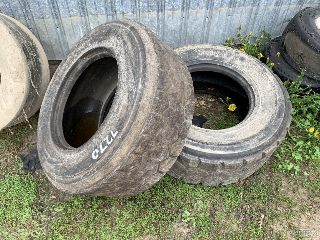 (2) 12-16.5 skid loader tires